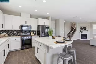 2565 Modena Dr, Pittsburg, CA 94565 - Photo 1
