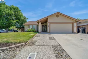 1820 Willow Creek Dr, Tracy, CA 95376 - Photo 1