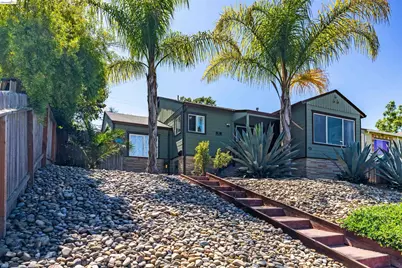 11 Fairview Ave, Vallejo, CA 94590 - Photo 1