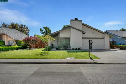110 Dogwood Ln, Vallejo, CA 94591 - Photo 1