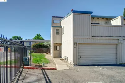 1351 Hood Rd, Sacramento, CA 95825 - Photo 1