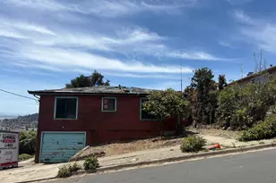 605 Sea View Dr, El Cerrito, CA 94530 - Photo 1