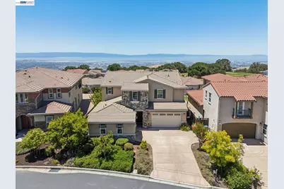 5 Stirling Way, Hayward, CA 94542 - Photo 1