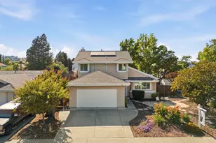 572 Shannon Dr, Vacaville, CA 95688 - Photo 1