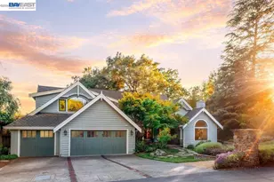 715 Fair Oaks Dr, Alamo, CA 94507 - Photo 1
