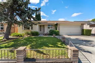 5359 Pecan Blossom Dr, San Jose, CA 95123 - Photo 1