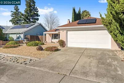 106 Oakmeade Ct, Vacaville, CA 95687 - Photo 1