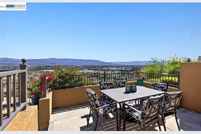 352 Casselino Dr, San Jose, CA 95136 - Photo 1