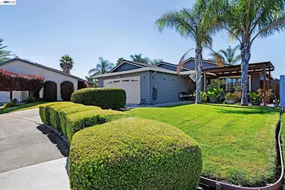 534 Buena Vida Ct, Stockton, CA 95206 - Photo 1