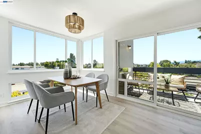 1075 Shell Blvd #11, Foster City, CA 94404 - Photo 1