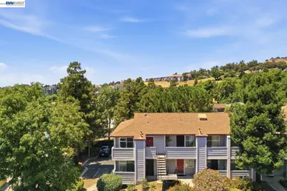 620 River Oak Way #81, Hayward, CA 94544 - Photo 1