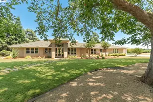 10055 Justamere Ln, Elk Grove, CA 95624 - Photo 1