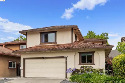 925 Hacienda Cir, Rohnert Park, CA 94928 - Photo 1