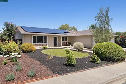 2082 Stratton Rd, Walnut Creek, CA 94598 - Photo 1
