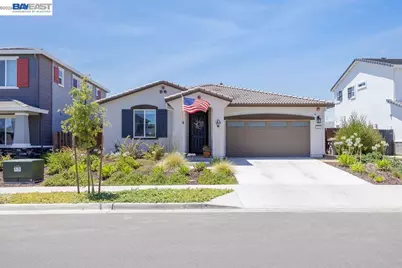 1012 Ramos Drive, Winters, CA 95694 - Photo 1
