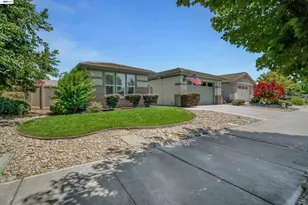 2472 Shadow Berry Dr, Manteca, CA 95336 - Photo 1
