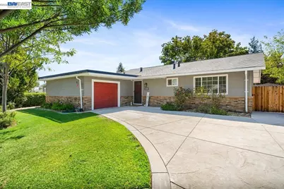 1280 Tulip Way, Livermore, CA 94551 - Photo 1