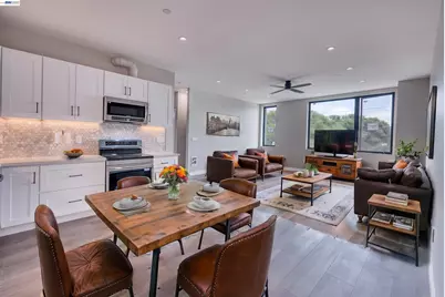 4202 Telegraph Ave #204, Oakland, CA 94609 - Photo 1