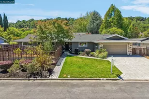 102 Brookfield Dr, Moraga, CA 94556 - Photo 1