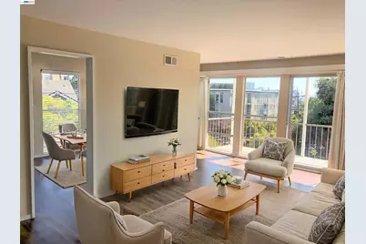 3815 Harrison St #301, Oakland, CA 94611 - Photo 1