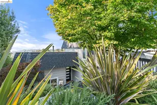 6305 Melville Dr, Oakland, CA 94611 - Photo 3
