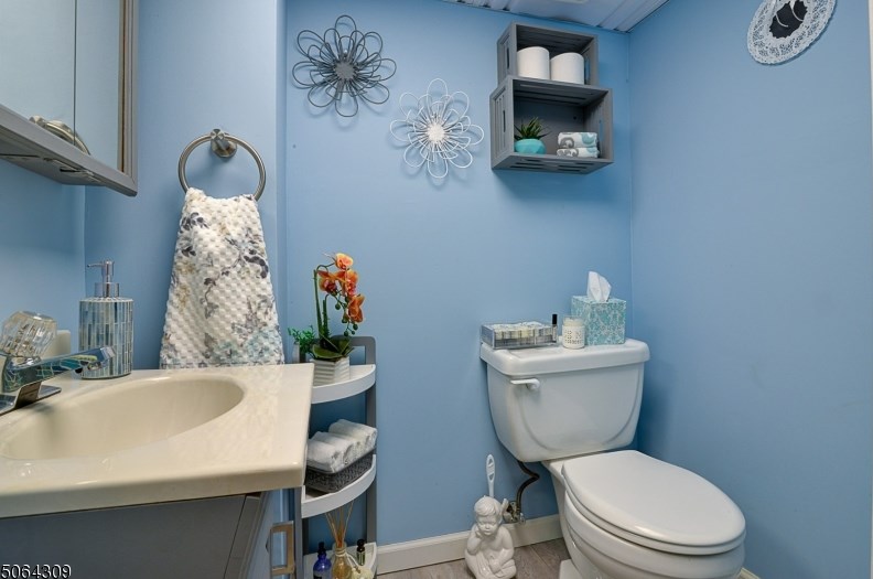 1122 Fls Ter, Union NJ  07083-6004 exterior