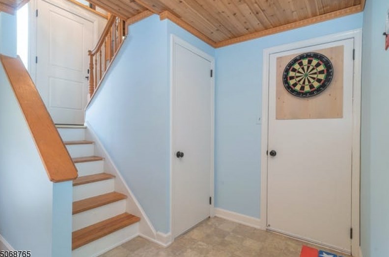 34 Brendona Ave, Stanhope NJ  07874-2117 exterior