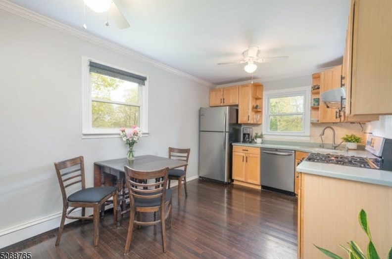 34 Brendona Ave, Stanhope NJ  07874-2117 exterior