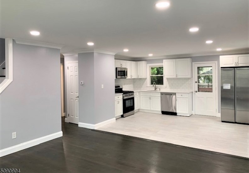 103 Orono St, Clifton NJ  07013-2052 exterior