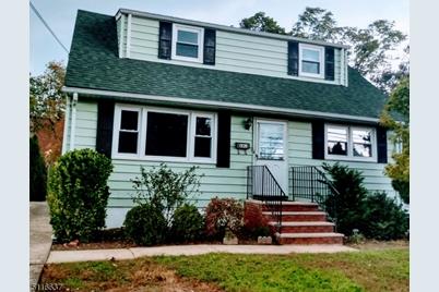 162 Edgewood Ter - Photo 1