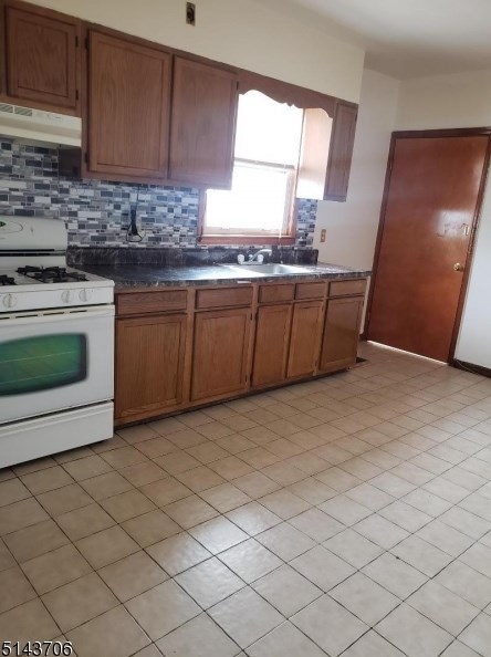 1081 Stuyvesant Ave, Union Center NJ  07083-3639 exterior