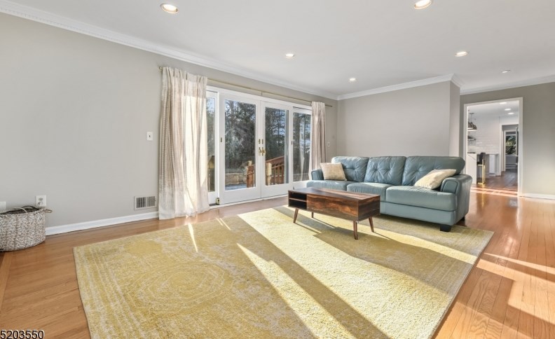 155 Overhill Way, Berkeley Heights NJ  07922-2659 exterior
