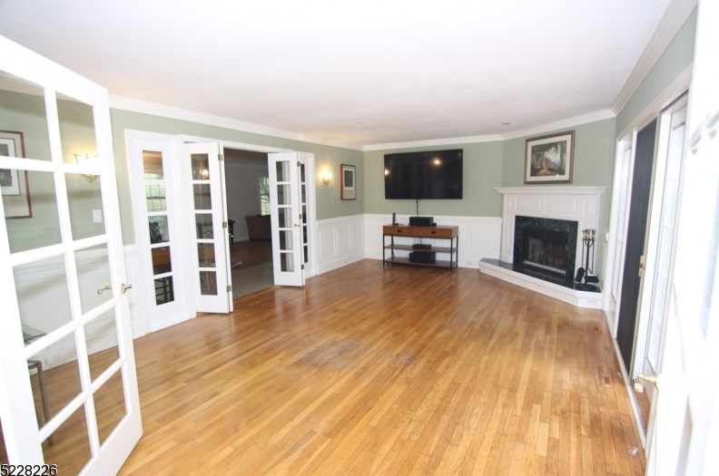 25 Lord William Penn Dr, Morristown, NJ 07960