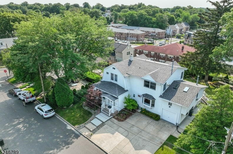 2 Fulton St, Nutley NJ  07110-2051 exterior