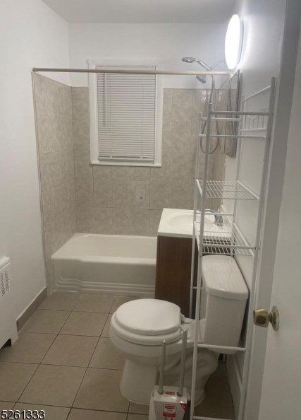 125 Custer Ave, Newark NJ  07112-2616 exterior