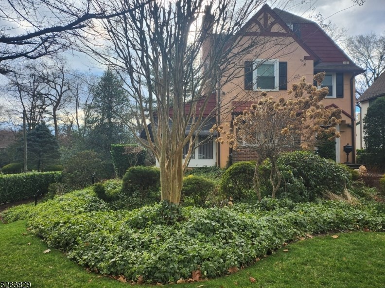 1360 Evergreen Ave, Plainfield NJ  07060-3118 exterior
