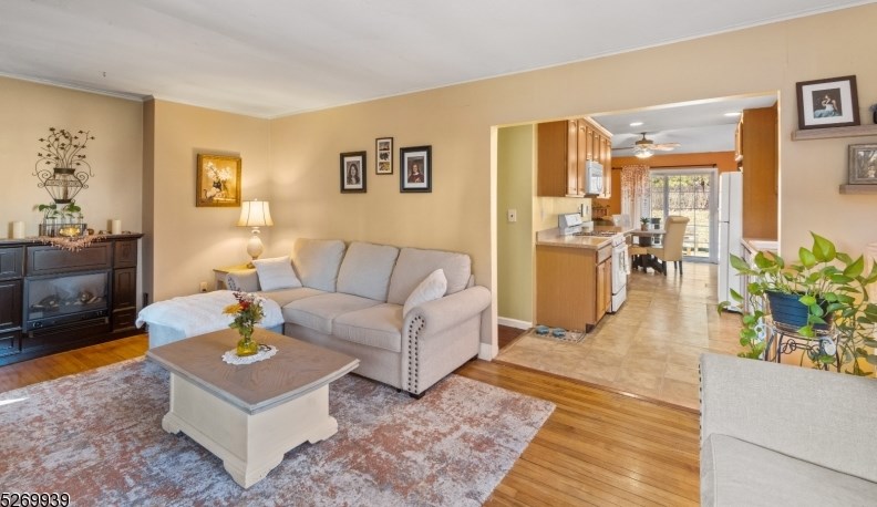 3 Degraw Ave, Clifton NJ  07013-1507 exterior