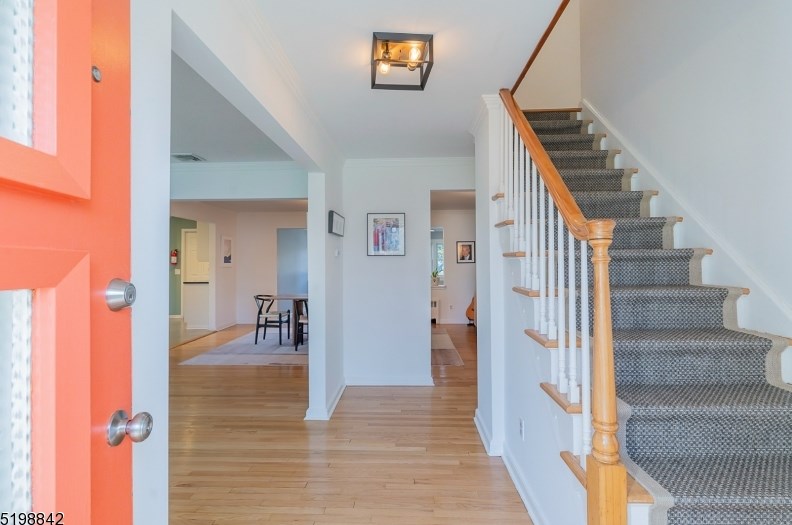 564 Prospect St, Maplewood NJ  07040-1376 exterior