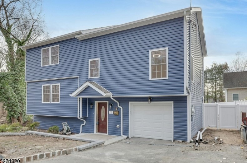 1 Kinderkamack Rd, Oradell NJ  07649-2832 exterior