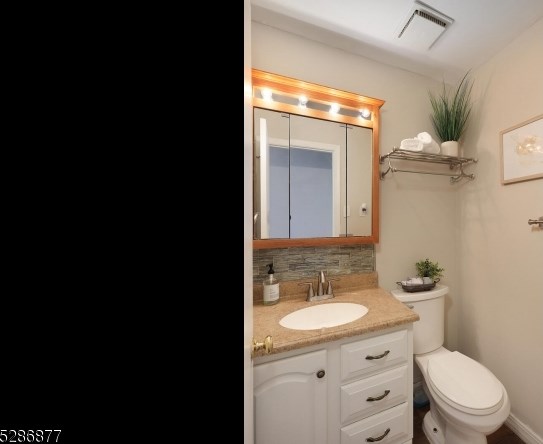 104 Wildflower Ln, Millstone NJ  08844-4869 exterior