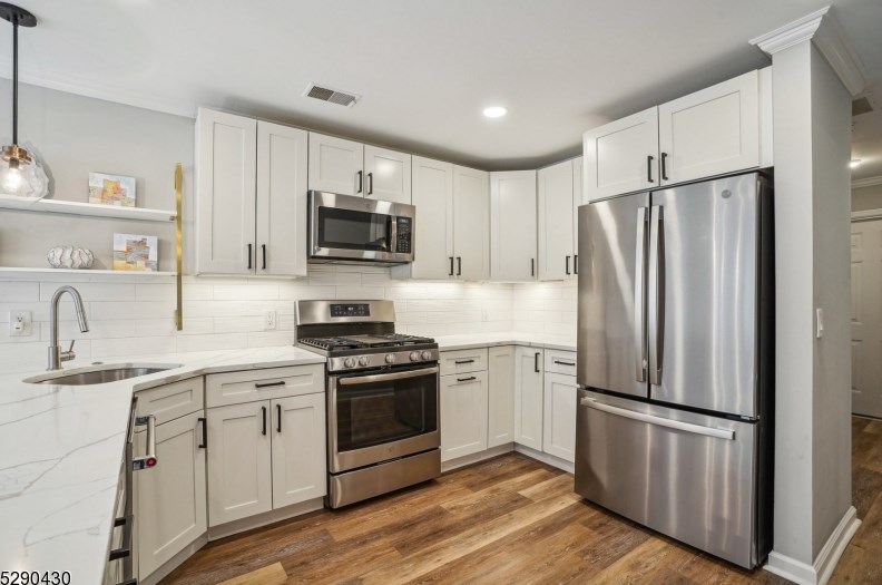 287 Riveredge Dr, Chatham Township, NJ 07928