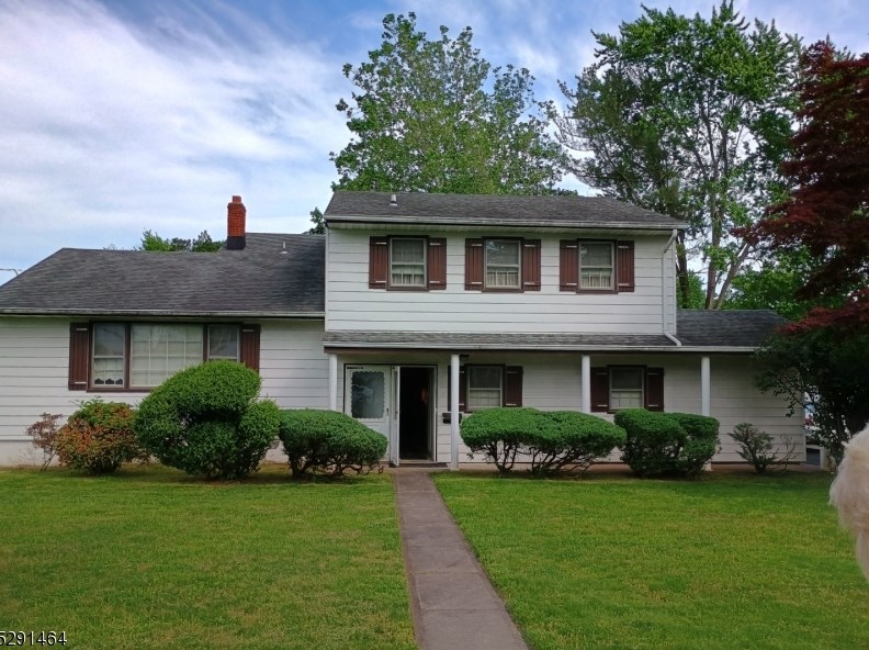 131 Jupitor St, Clark, NJ 07066