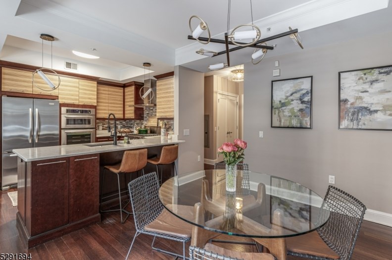 40 W Park Pl #204, Morristown, NJ 07960