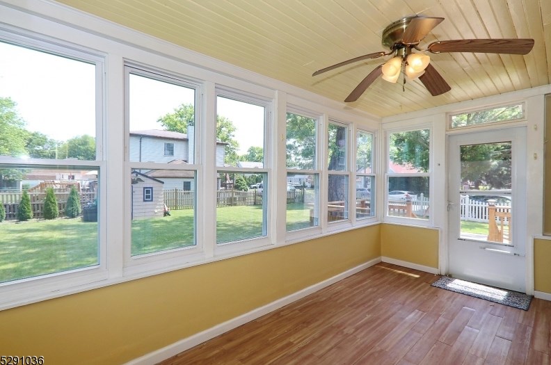 6 Cayuga Rd, Cranford NJ 07016-3401 exterior