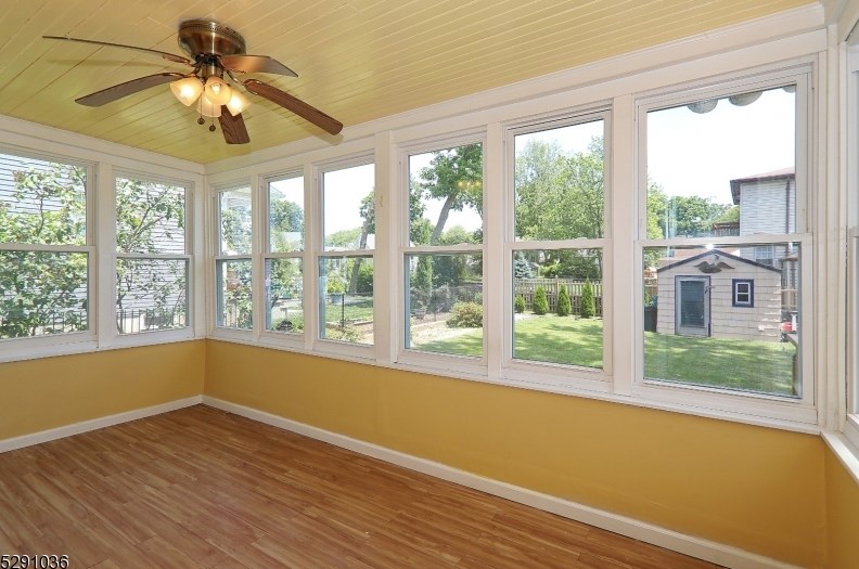 6 Cayuga Rd, Cranford NJ 07016-3401 exterior