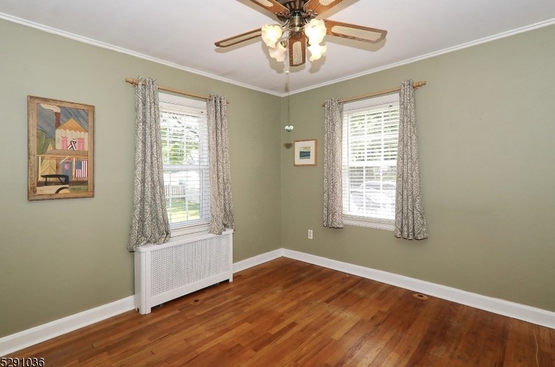 6 Cayuga Rd, Cranford NJ 07016-3401 exterior