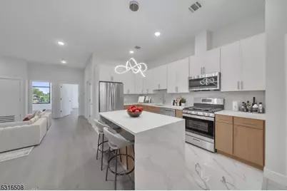 22 Bloomfield Ave #307, Paterson, NJ 07503 - Photo 19