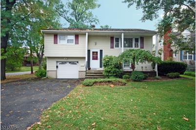 7 3rd St, Little Falls Township, NJ 07424 - Photo 1