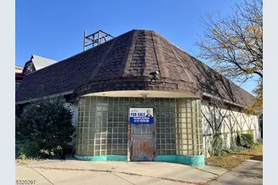 363 Lakeview Ave, Clifton, NJ 07011 - Photo 1