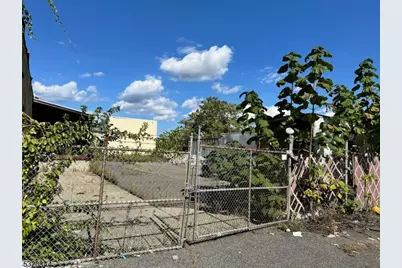 21 Florida Ave, Paterson, NJ 07503 - Photo 1